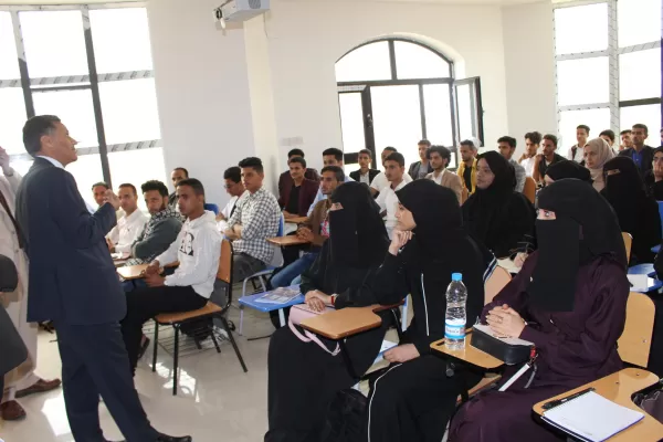 The Presidency of the University inspects the progress of the educational process for new students in the Department of Dentistry at the Faculty of Medicine and Health Sciences