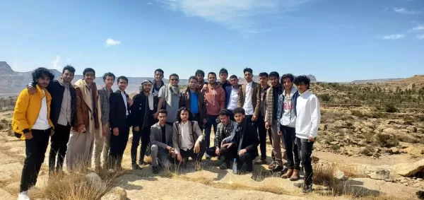 A scientific visit by students of the Department of Oil and Gas Engineering to Shibam Kawkaban and a number of areas for the purpose of learning about the geology of Yemen