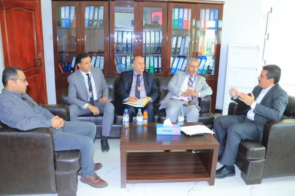 The Emirates International University receives a delegation of sales, relations and marketing from the Yemeni Omani United Telecommunications Company YOU