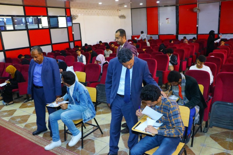 The University President inaugurates the final exams for the first semester of the academic year 2020-2021 AD at the College of Medicine and Health Sciences