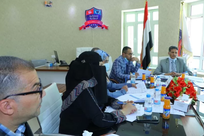 The University Council holds its periodic meeting headed by the President of the University