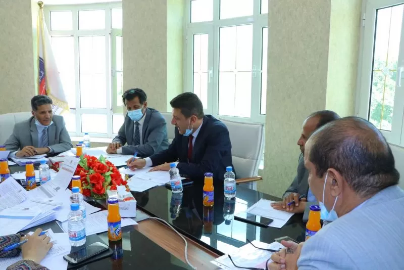 The University Council holds its periodic meeting headed by the President of the University