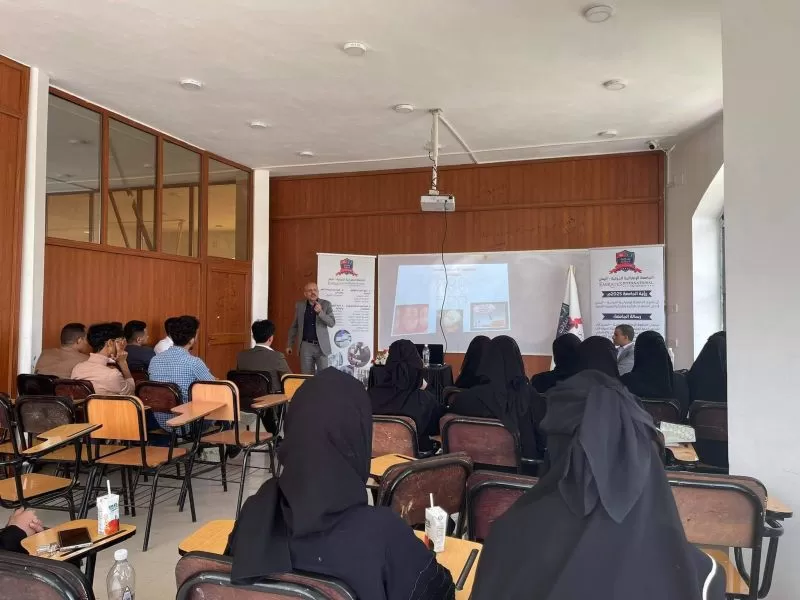 The College of Dentistry at the university organizes a scientific day in preparation for the launch of the internship program in its third edition