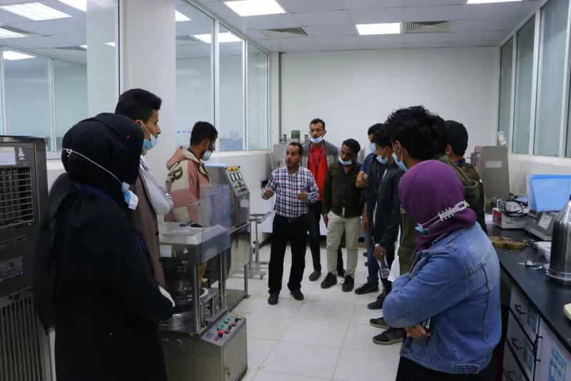 The Department of Mechatronics Engineering organizes a scientific visit for fourth-level students to the Yemeni Egyptian Company for the manufacture and trade of medicines