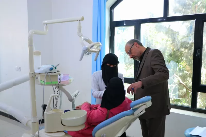 The President of the University reviews the progress of providing medical services to patients in the free clinics of the Faculty of Dentistry at the university