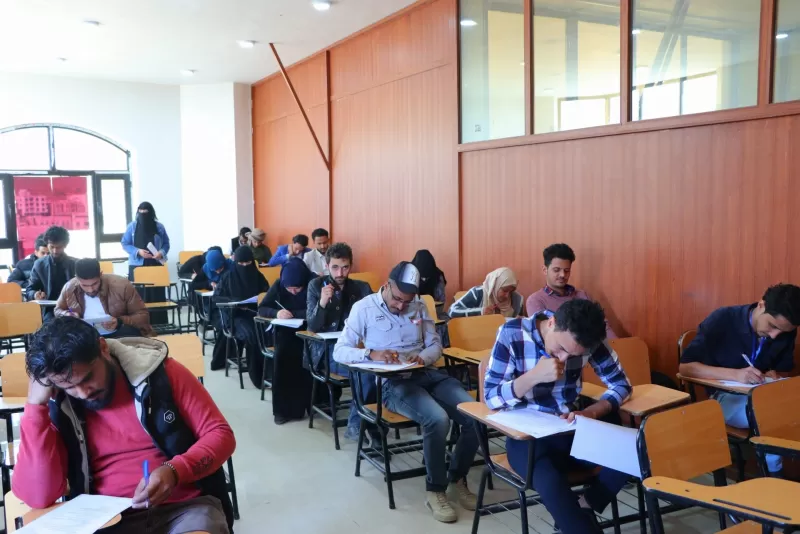 Launching the final exams for the first semester of the academic year 2021-2022 in the College of Medicine and Health Sciences (all specialties of the college) and the College of Oral and Dental Medicine and Surgery.