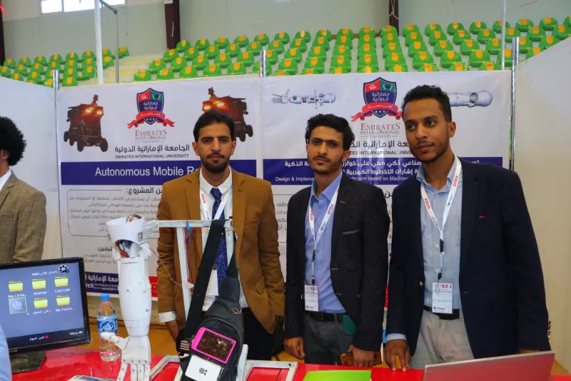 The Dean of the College of Engineering inspects the graduation projects pavilion for university students participating in the Sana’a Exhibition for Information and Communication Technology