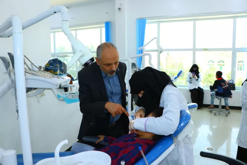 The President of the University reviews the progress of providing medical services to patients in the free clinics of the Faculty of Dentistry at the university