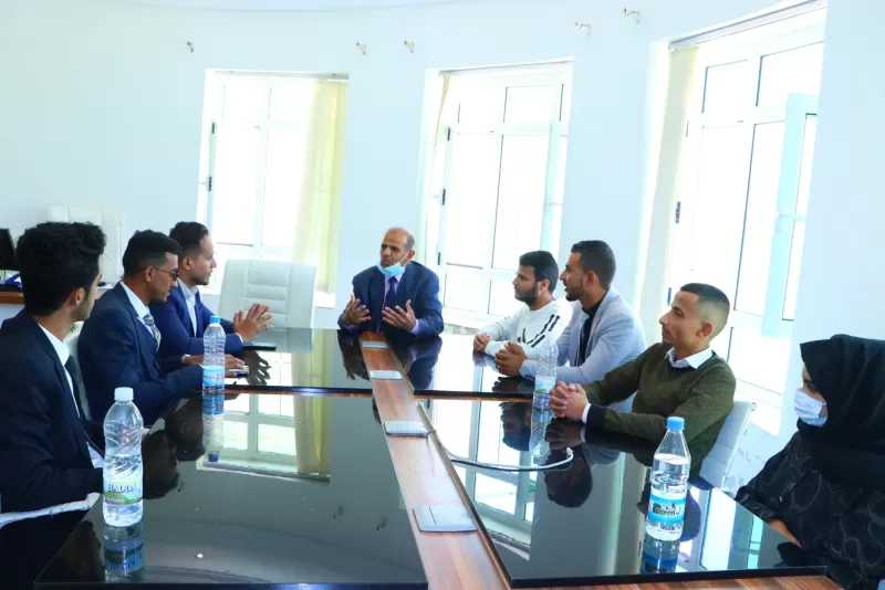 Members of the Society of Petroleum Engineers (SPE) chapter of Hadhramout University organize a visit to the UAE University