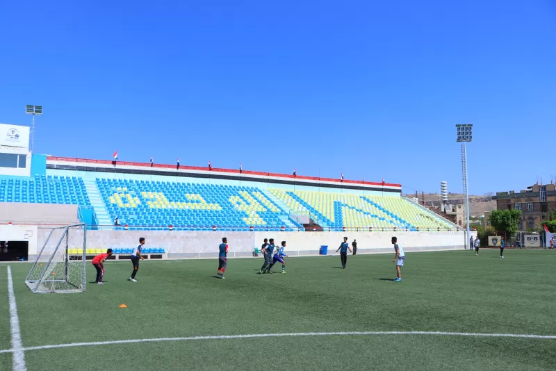 Three medical teams and an administrative team to the semi-finals of the League Football League