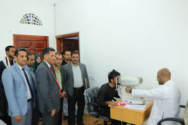 The President of the University inaugurates an early screening campaign to reduce hearing and visual impairment