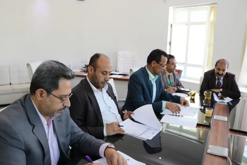 The assistant technical team for the description of the human medicine program holds its first meeting