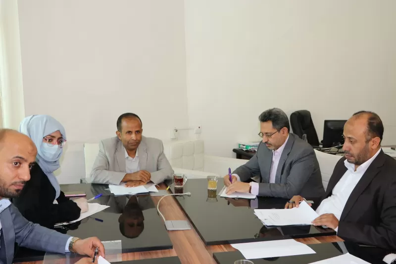 The assistant technical team for the description of the human medicine program holds its first meeting