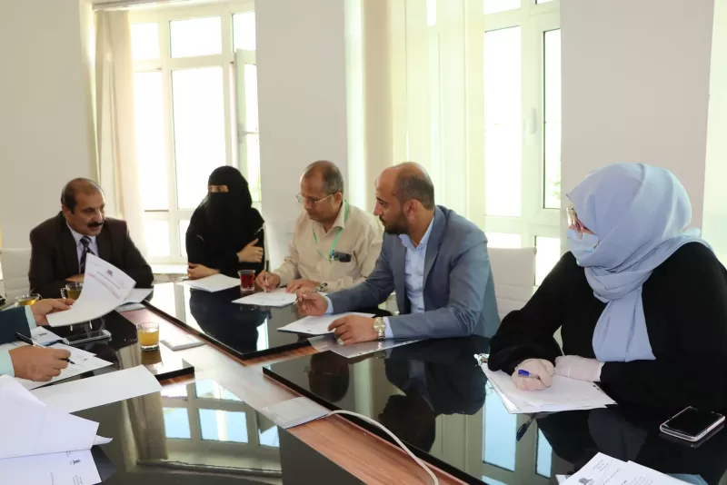 The assistant technical team for the description of the human medicine program holds its first meeting