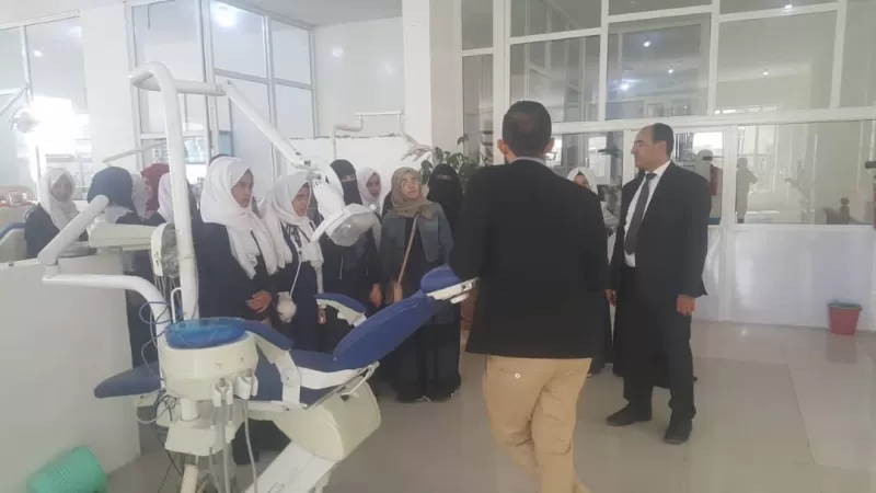 The university receives a delegation of high school students at Al-Safir International Schools in Sana’a