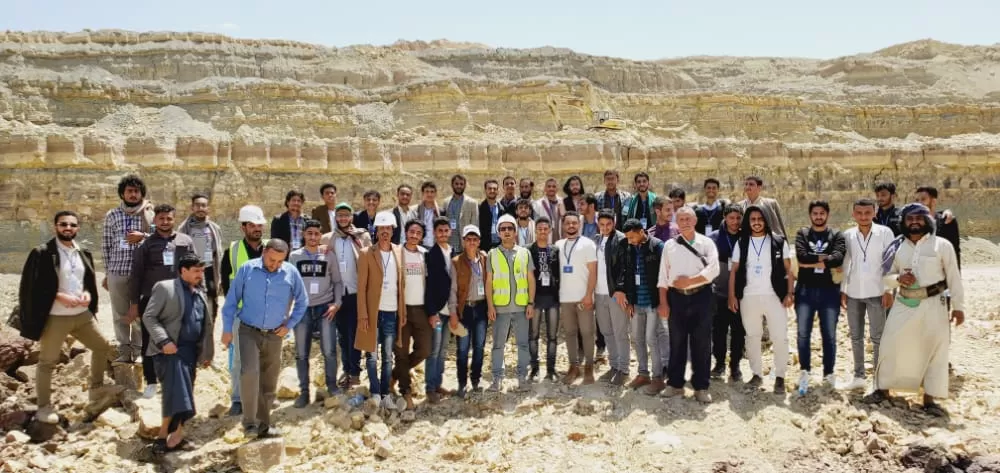 A scientific visit for the students of the Civil Engineering Department of the second level to the Amran Cement Factory