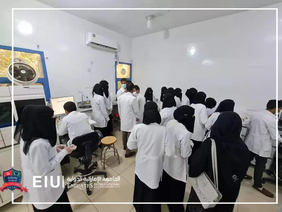 The Department of Medical Laboratories organizes a scientific visit for third and fourth level students to the central public health laboratories - Sana'a