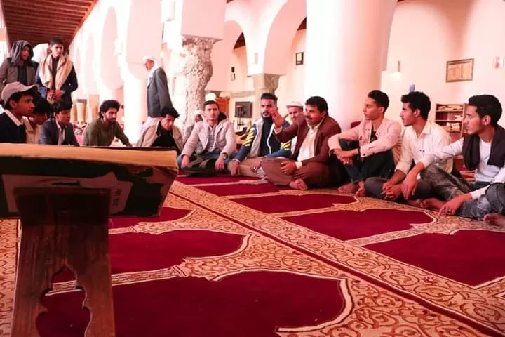 The Student Activities Department and the University Student Forum organize a student visit to the Great Mosque in the old city of Sana'a