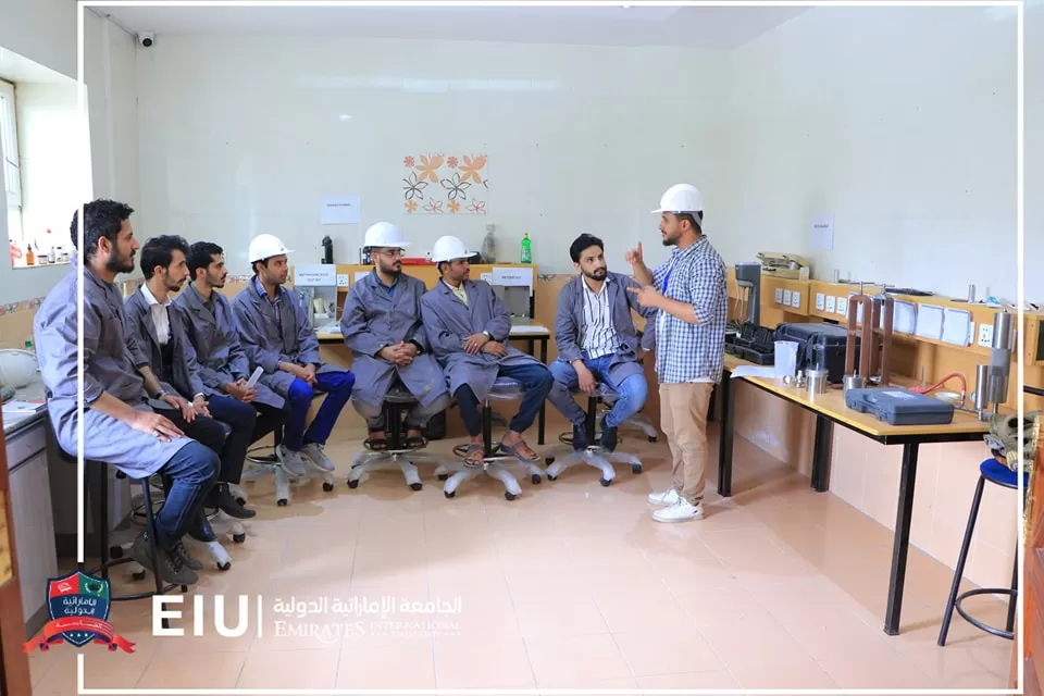 Launching a training course on the use of modern oil and gas engineering laboratories in scientific applications