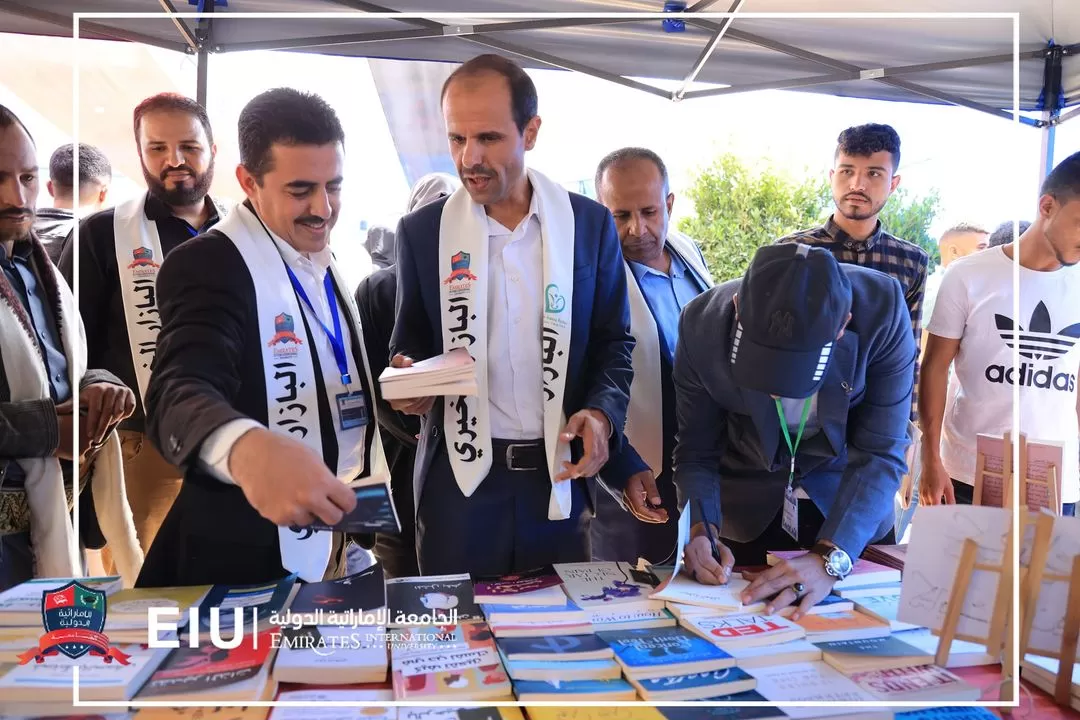 Fourth-level medical students organize a charity bazaar in cooperation with the Activities Department and the University Student Forum