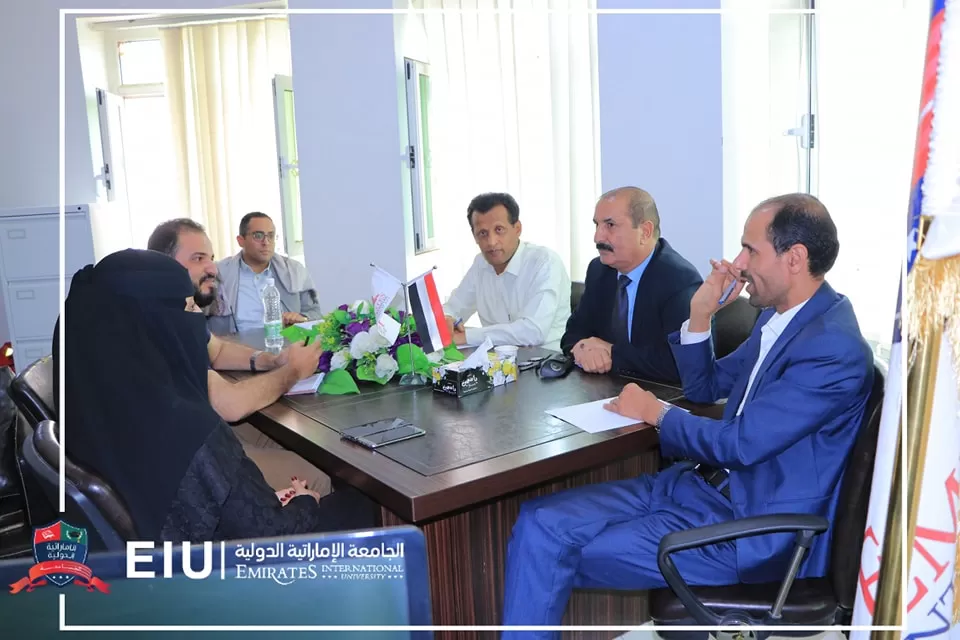 The President of the University meets student representatives in the Faculties of Medicine and Dentistry