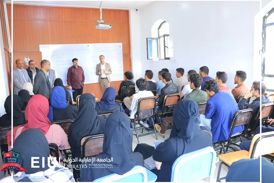 The University President inspects the progress of the educational process for first-level students in the College of Administrative and Financial Sciences