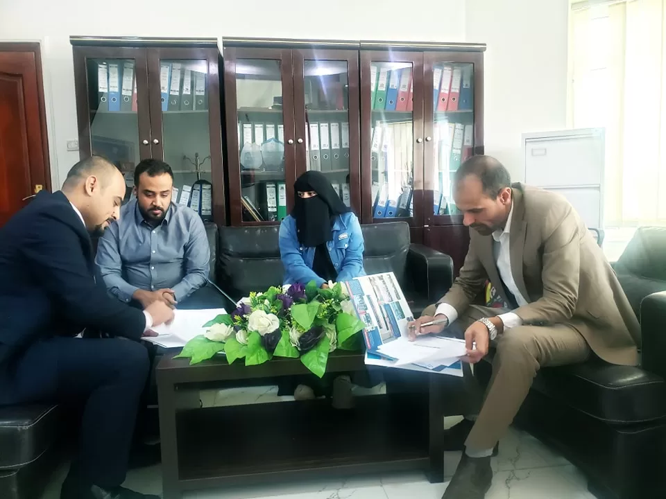 Signing a memorandum of understanding between the UAE University and INJAZ Al-Yemen Foundation in support of student leadership and creativity