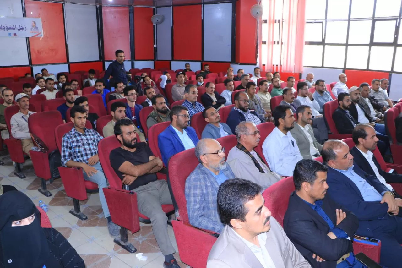 The UAE University and the Student Forum organize an awareness event to support the Palestinian cause and commemorate the anniversary of the cry against the arrogant.