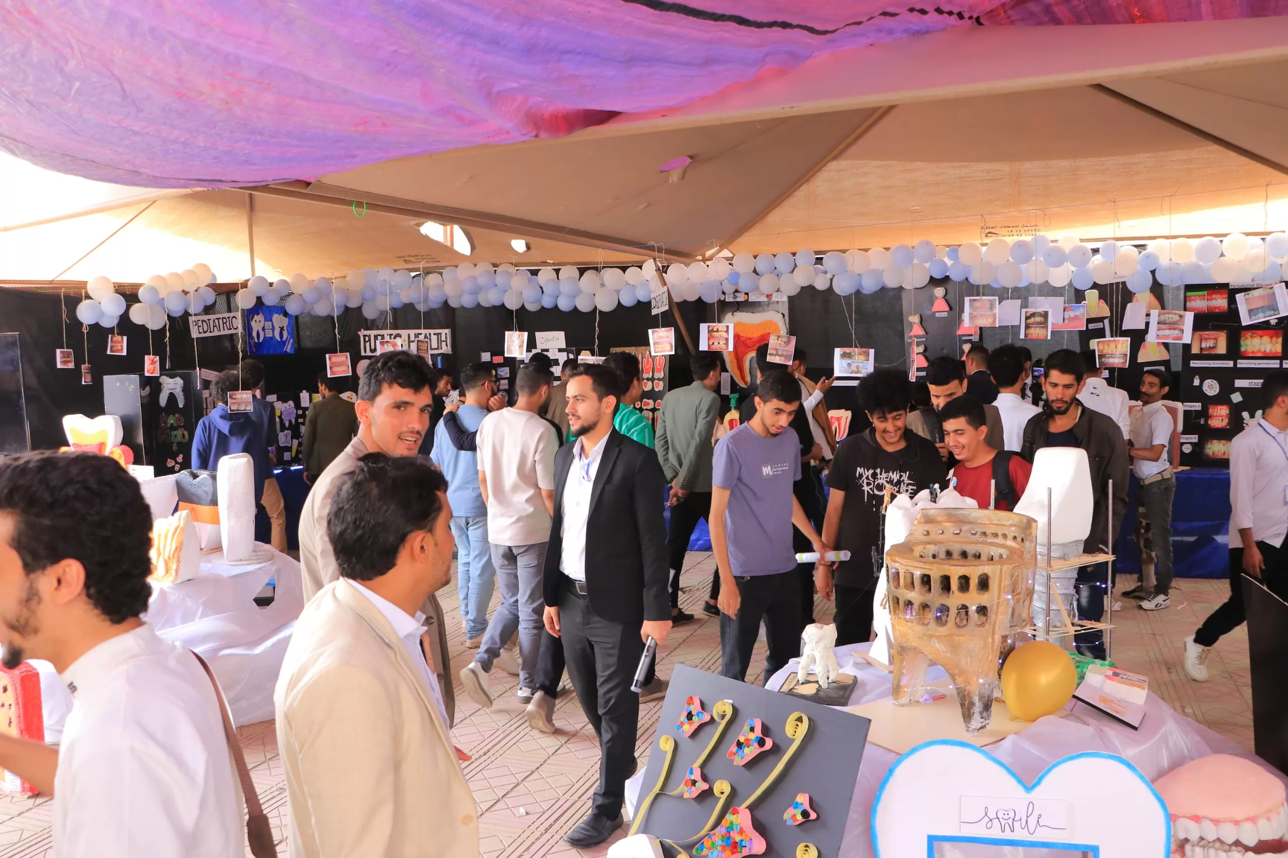 Opening of the first student scientific exhibition for students of the College of Dentistry at the UAE University