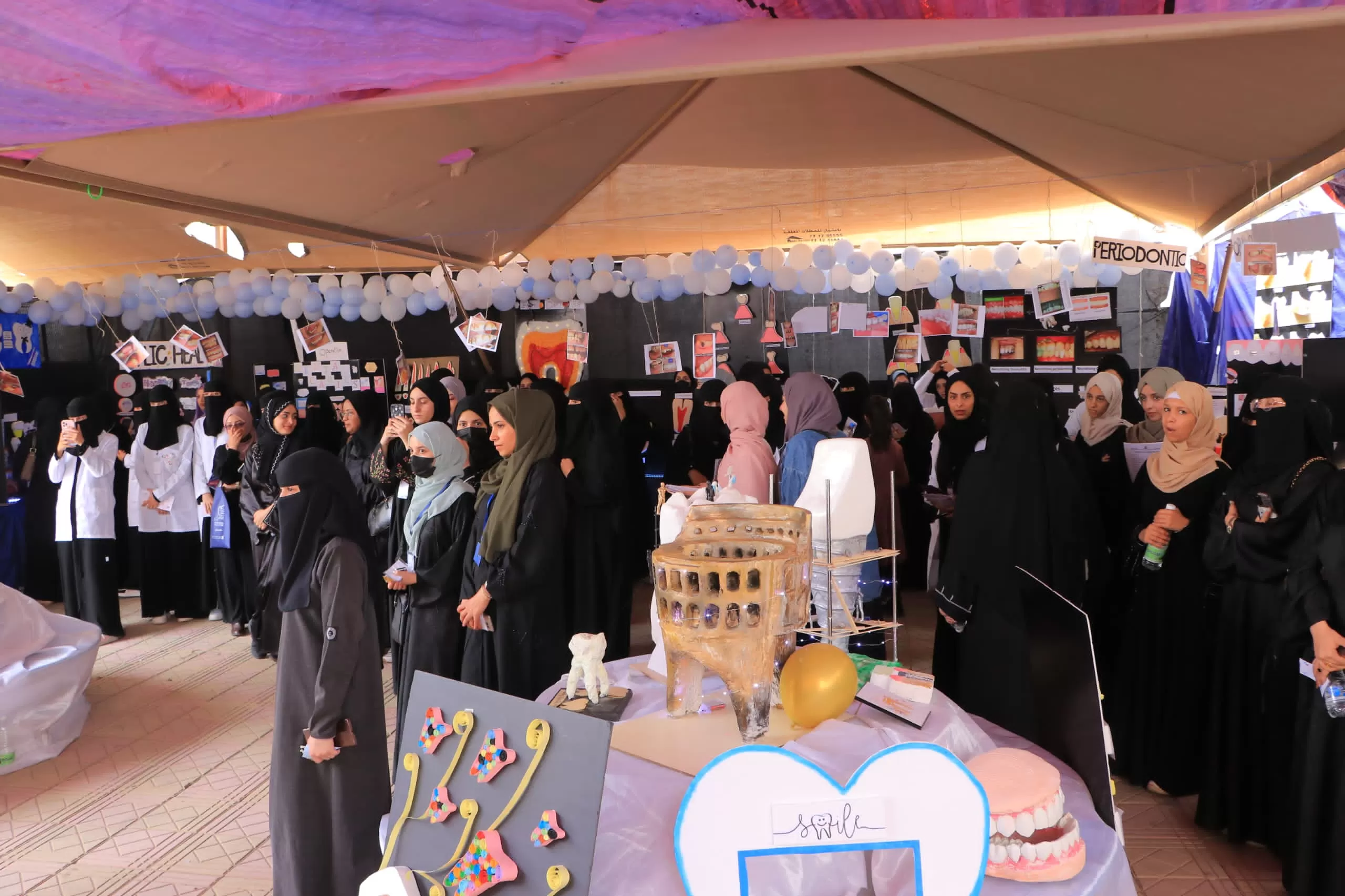 Opening of the first student scientific exhibition for students of the College of Dentistry at the UAE University