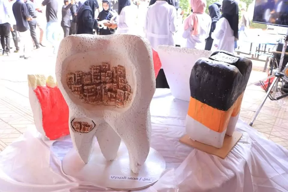 Closing of the event of the first student scientific exhibition for students of the College of Dentistry at the UAE University