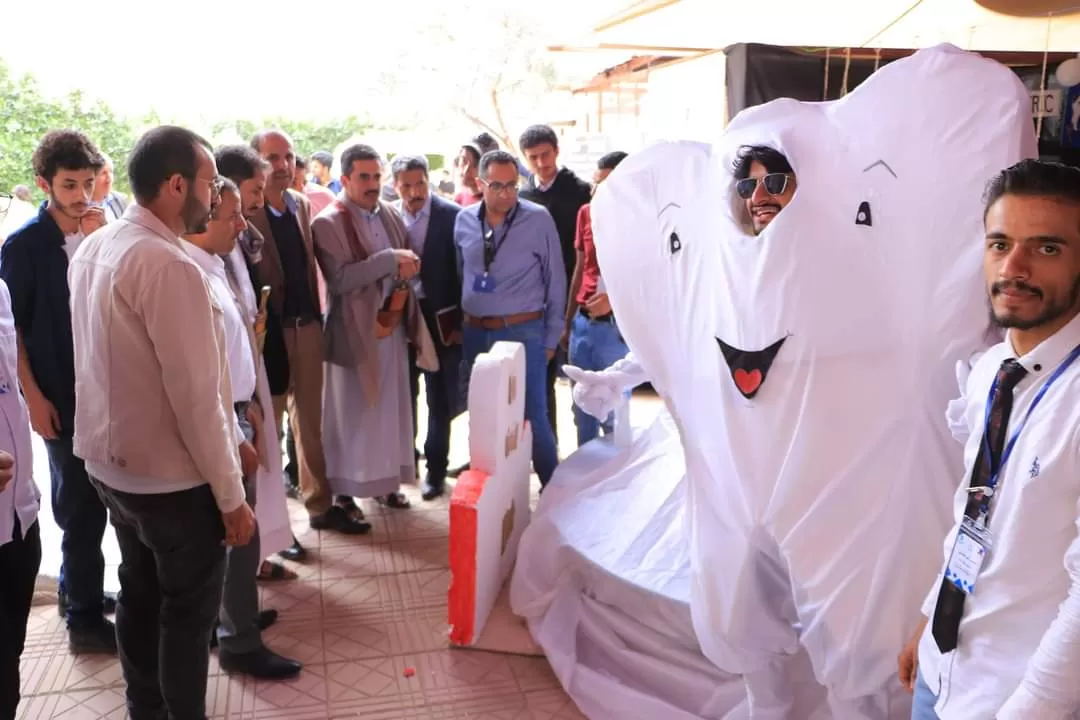 Closing of the event of the first student scientific exhibition for students of the College of Dentistry at the UAE University