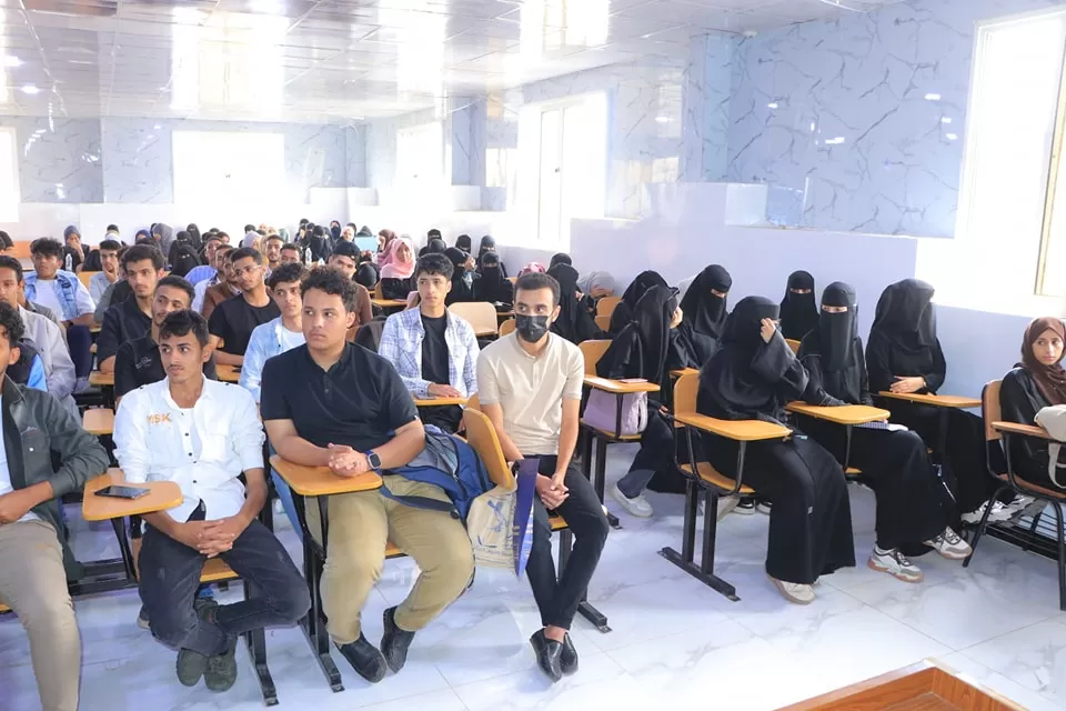 Launching a first aid course for students of the College of Medicine and Health Sciences in cooperation with the Yemeni Red Crescent