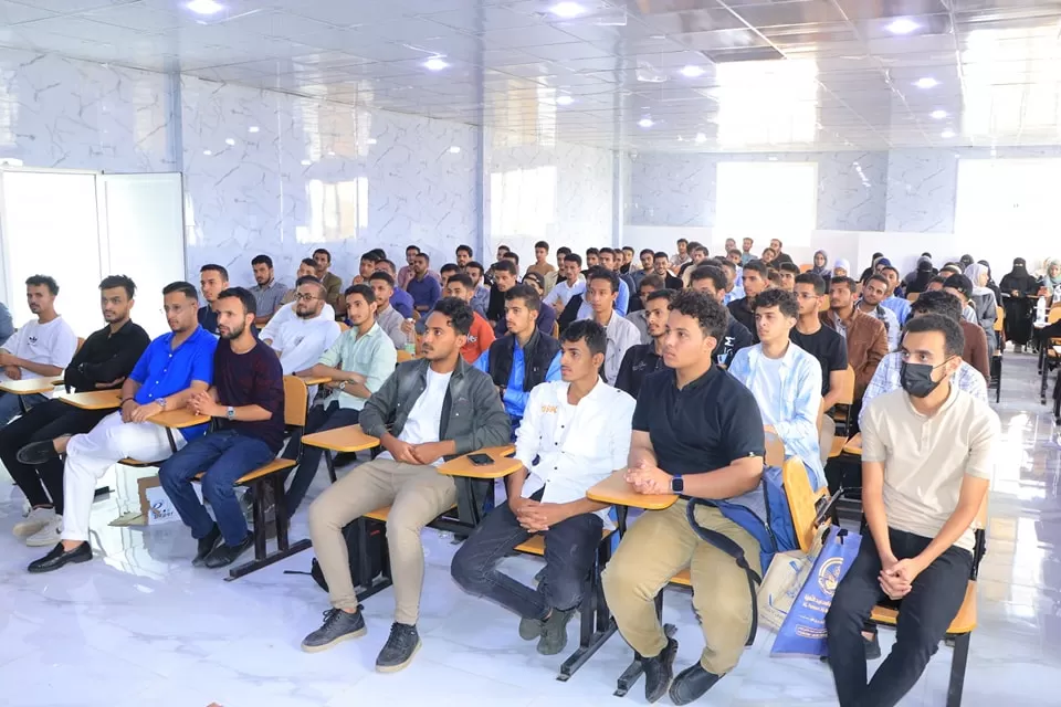 Launching a first aid course for students of the College of Medicine and Health Sciences in cooperation with the Yemeni Red Crescent