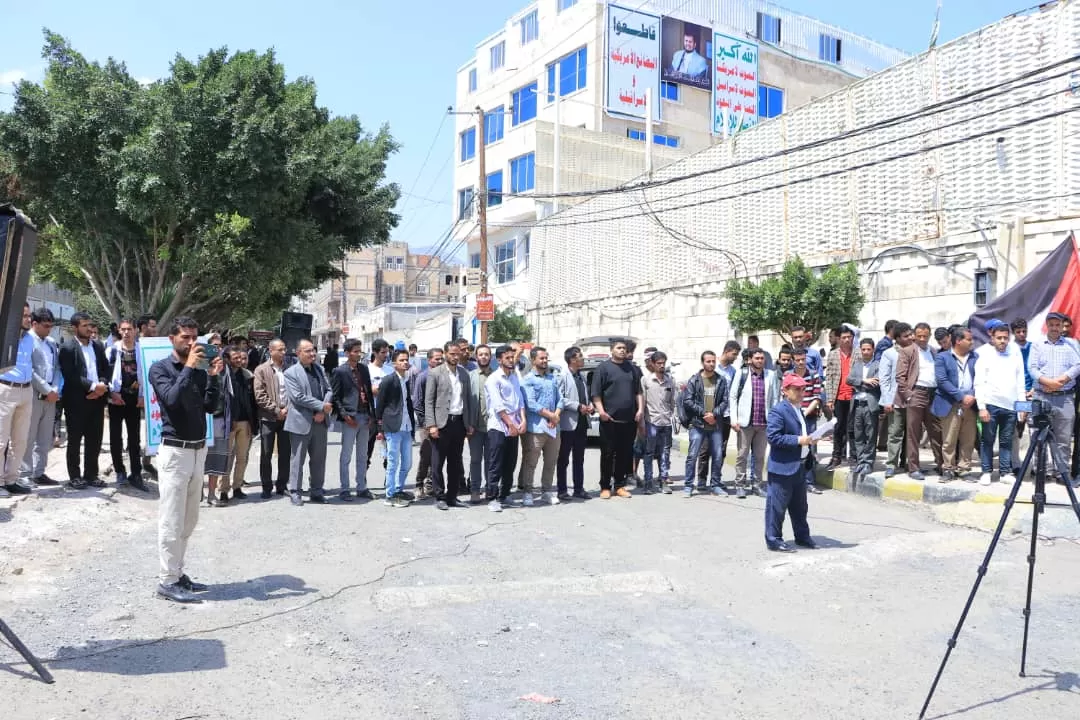 The UAE University organizes a solidarity stand with the Palestinian people under the slogan “Our support for Gaza and Al-Aqsa... a responsibility and a struggle”