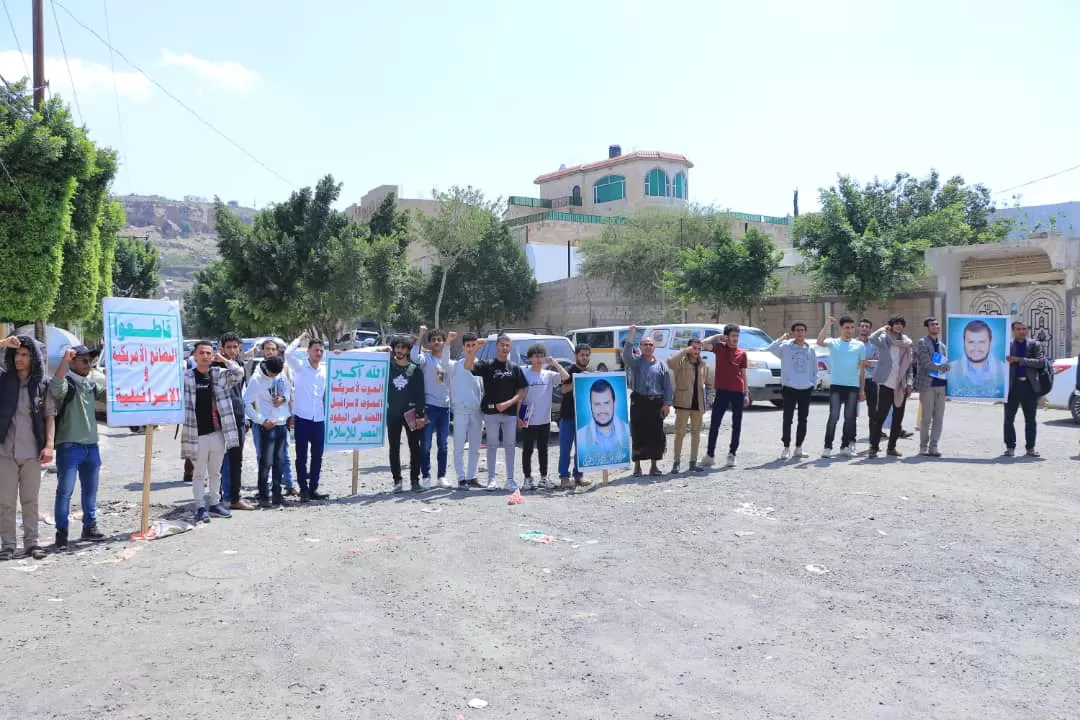 The UAE University organizes a solidarity stand with the Palestinian people under the slogan “Our support for Gaza and Al-Aqsa... a responsibility and a struggle”