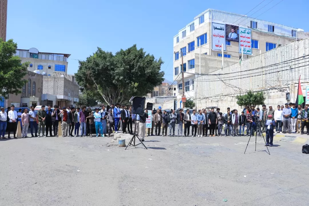 The UAE University organizes a solidarity stand with the Palestinian people under the slogan “Our support for Gaza and Al-Aqsa... a responsibility and a struggle”