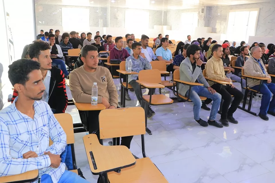 UAE University organizes a scientific symposium on the basics of artificial intelligence: an introduction to machine learning