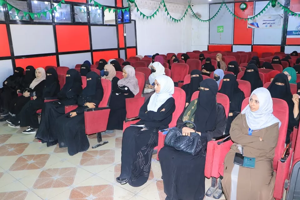 The UAE University organizes a celebration event on the occasion of the Prophet’s birthday 1446 AH for female students and employees affiliated with the university