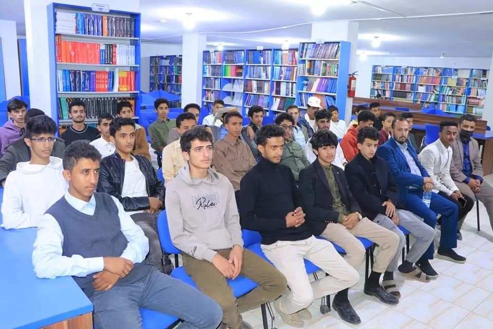 The university receives a scientific visit from high school students from Al-Tamayoz Private Schools